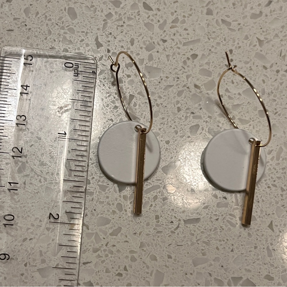 Bohemian Minimalist‎ Geometric Circle & Bar Shape Alloy Hoop Earrings - Picture 6 of 9